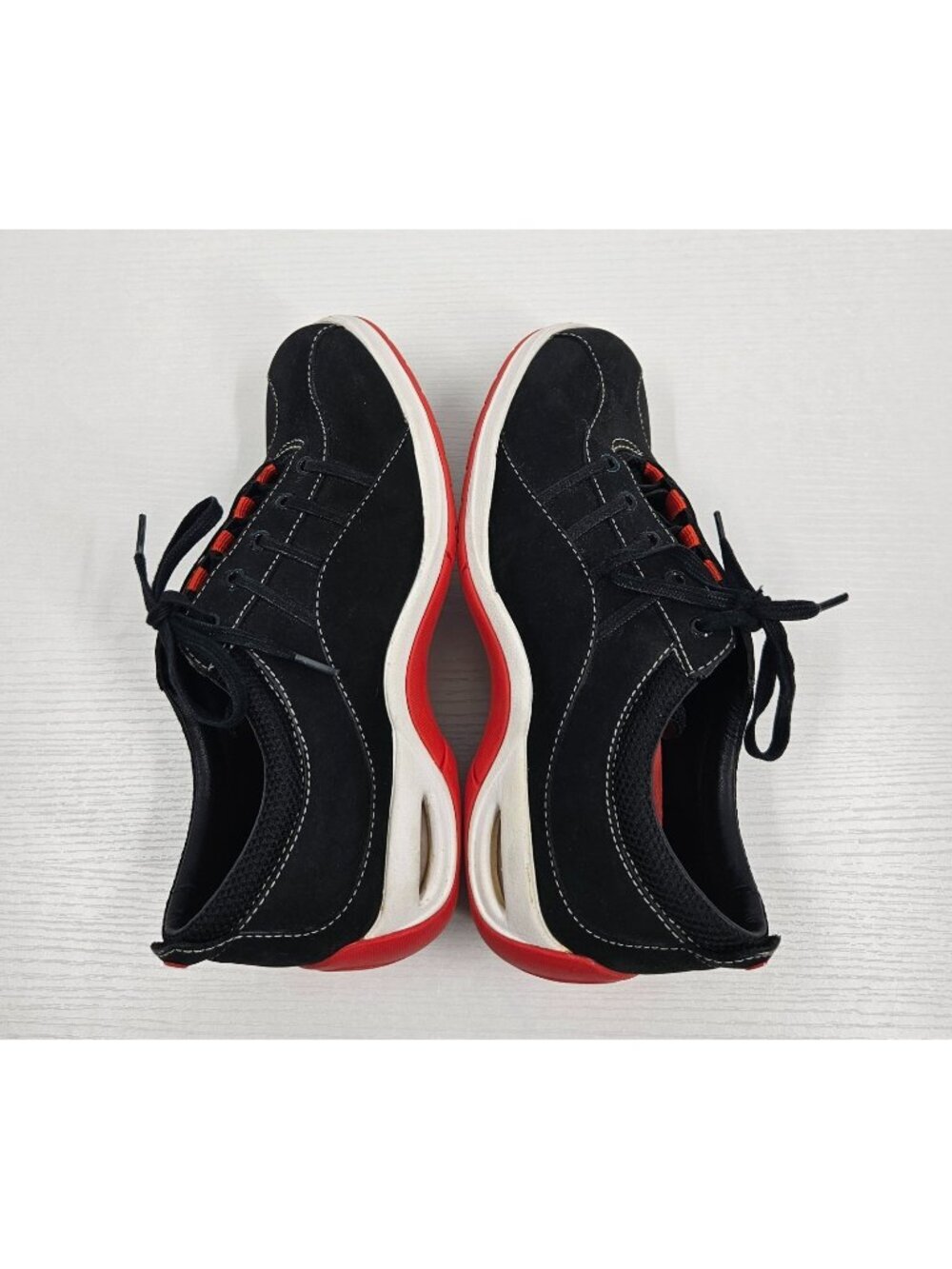 Cole Haan Women's Black Suede Comfort Sneakers Shoes Red Sole Size 6B
